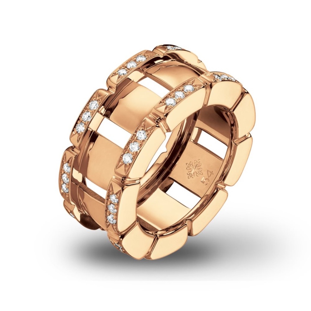 BRAND NEW!! ORIGINAL!!! Patek Philippe Twenty~4 Ring. Set with 54 diamonds - Picture 1 of 5